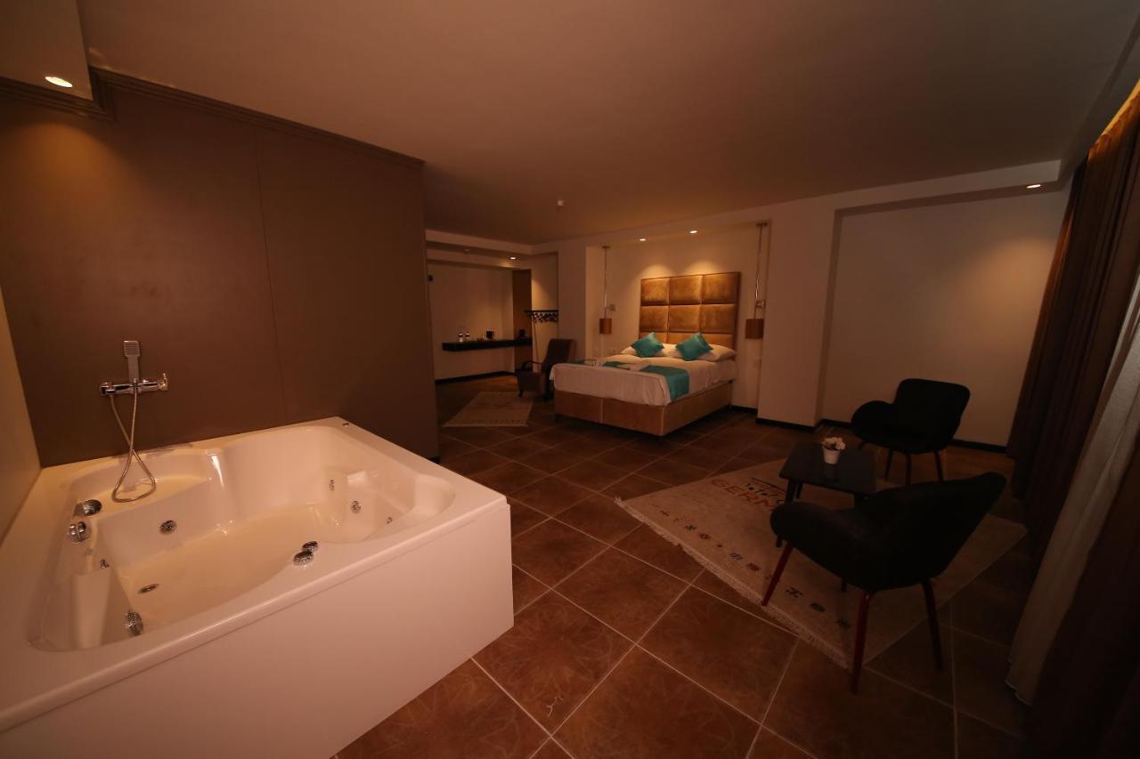 SAFRAN GERMİA PALaS Otel Bostanbuku Dış mekan fotoğraf