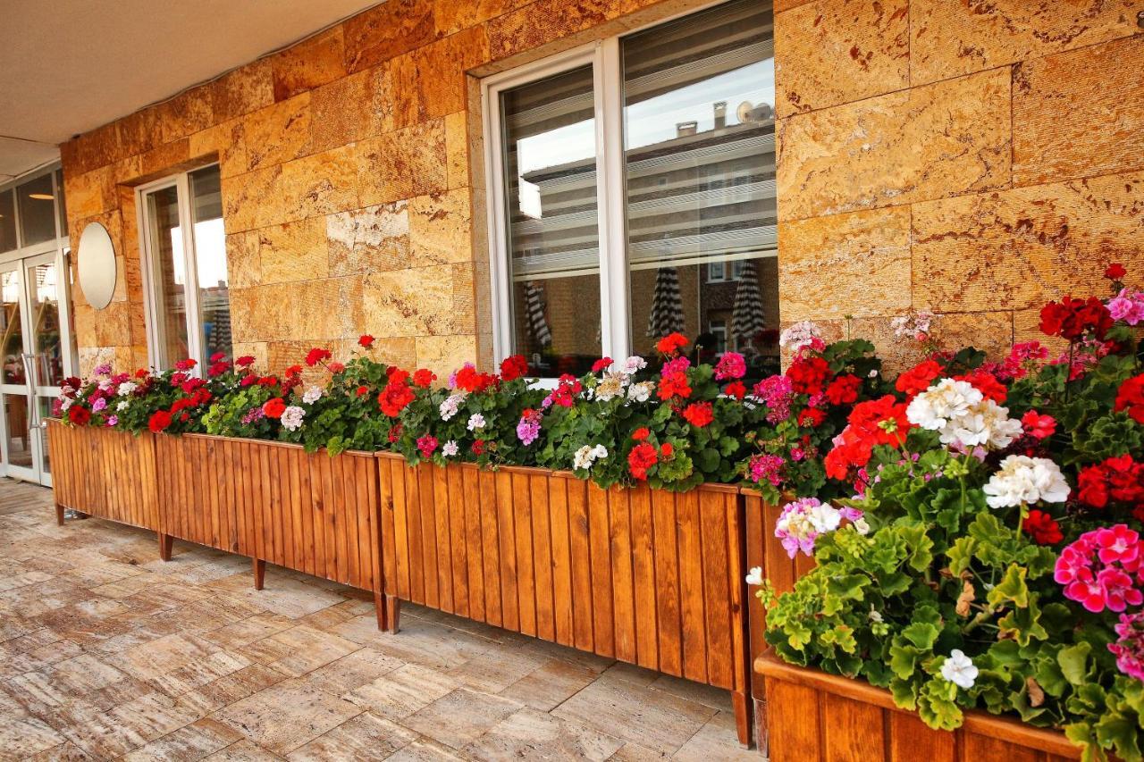 SAFRAN GERMİA PALaS Otel Bostanbuku Dış mekan fotoğraf